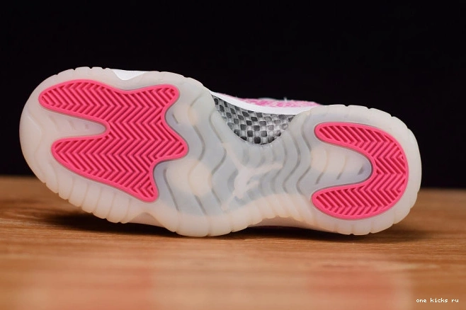 Rep WMNS AH7860-106 Pink Jordan Air Snakeskin 11 Low 0803